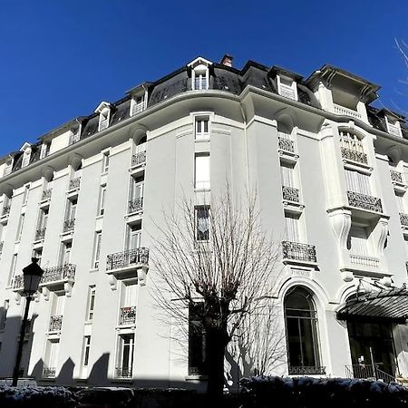 101 Pyrenees Palace Appartement Bagneres-de-Luchon Exterior photo