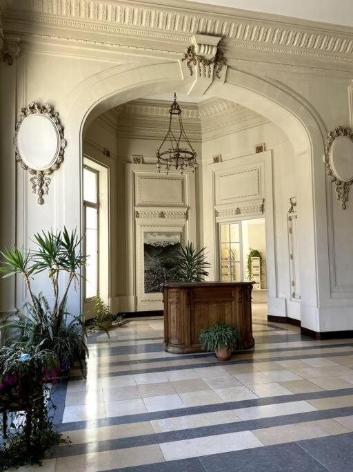 101 Pyrenees Palace Appartement Bagneres-de-Luchon Exterior photo